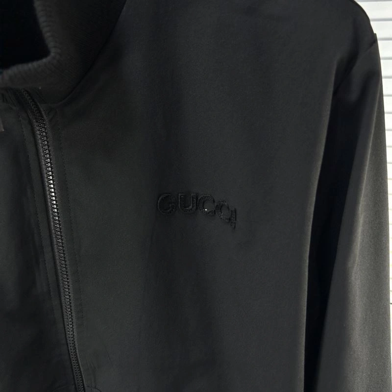 Bold Gucci Outwear 126779