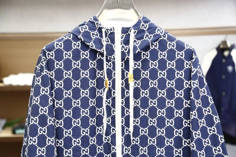 StreetReady Gucci Outwear 126780