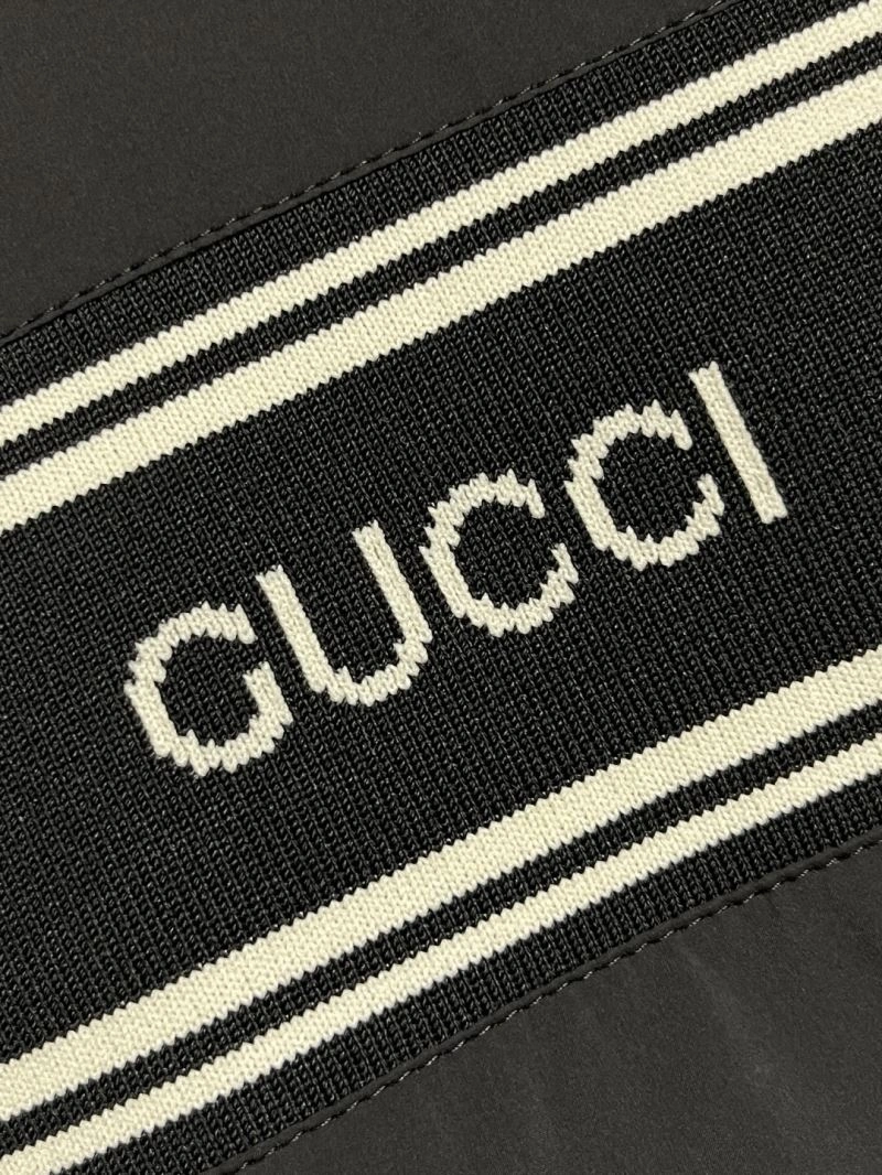 Bold Gucci Outwear 126753