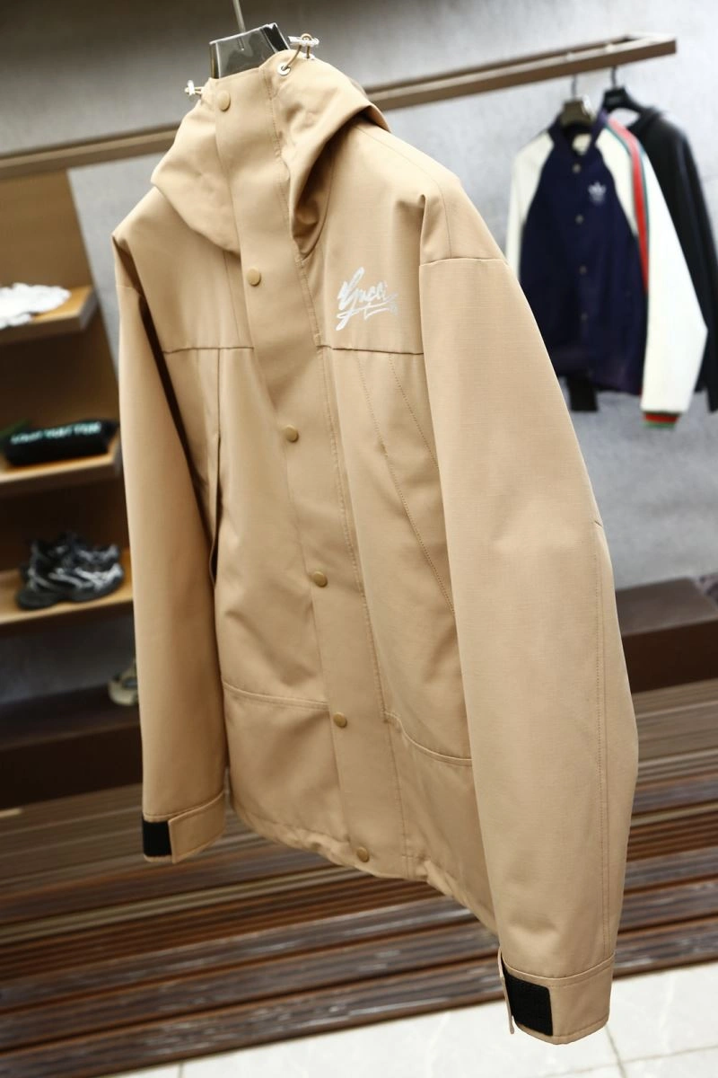 Gucci Outwear Sporty 126774