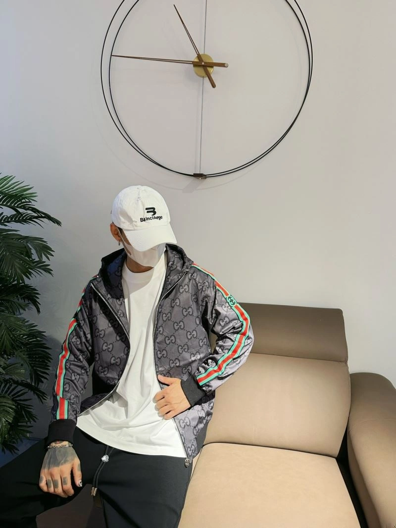 Packable Gucci Outwear 126356