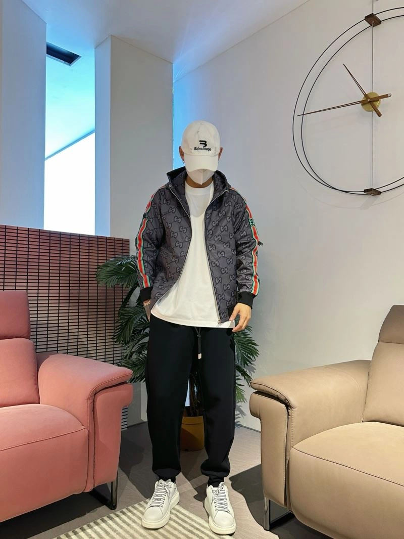 Packable Gucci Outwear 126356