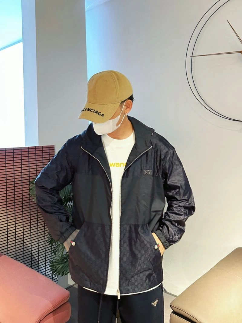 WeatherProof Gucci Outwear 126359