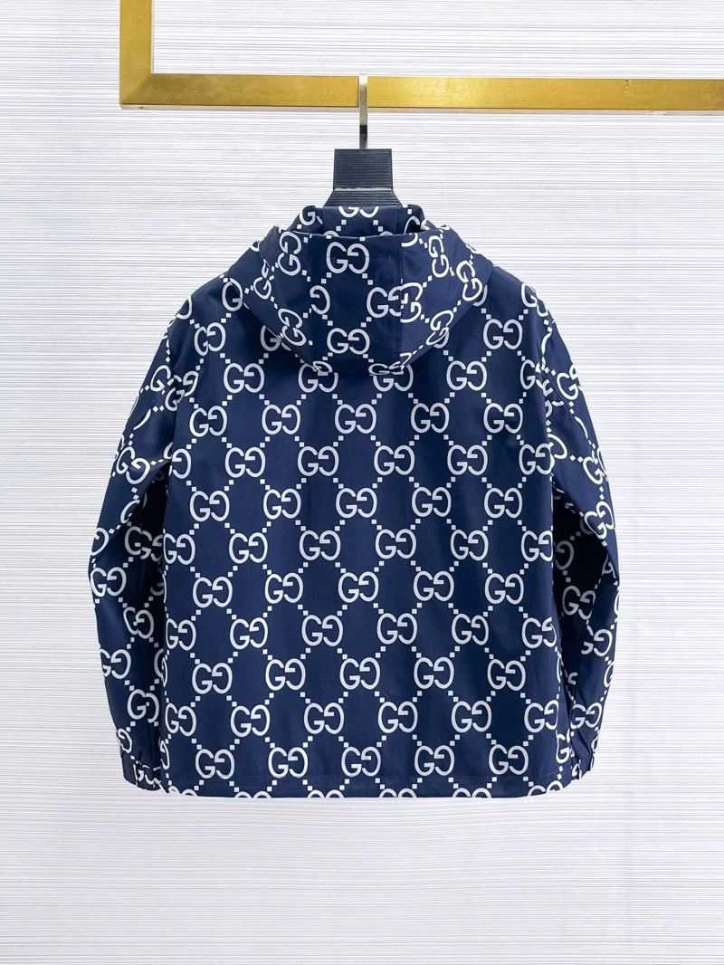 AllSeason Gucci Outwear 126330