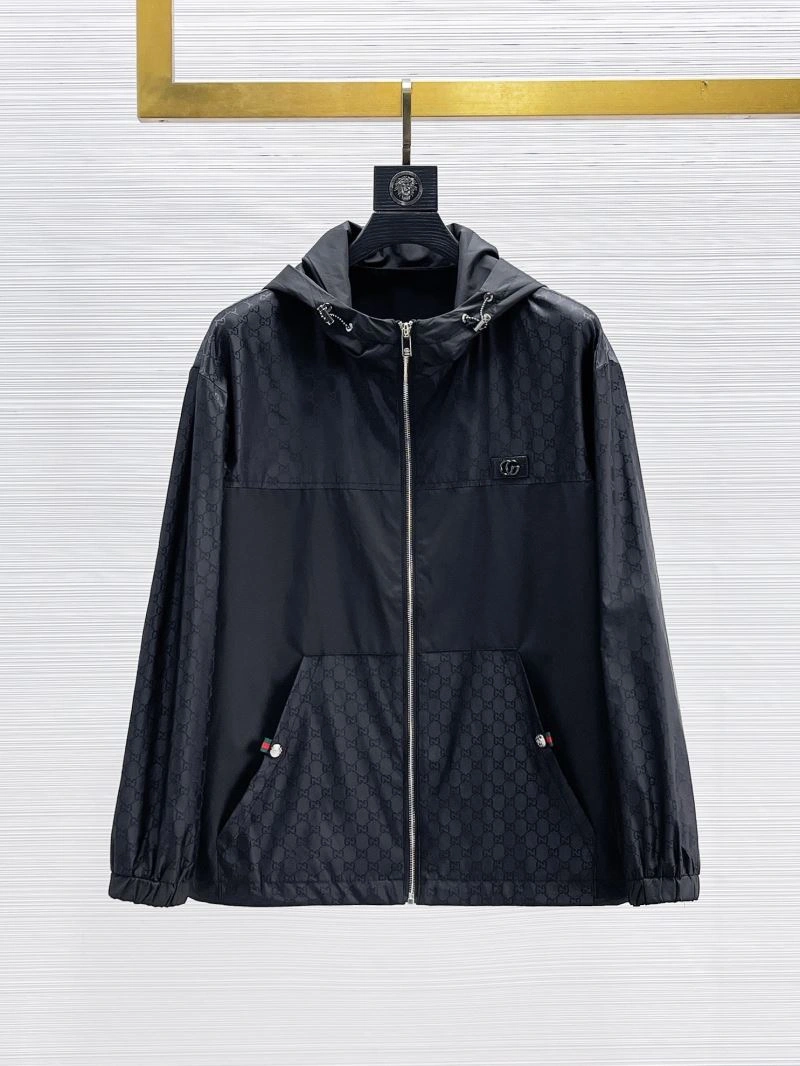Lightweight Gucci Outwear 126329