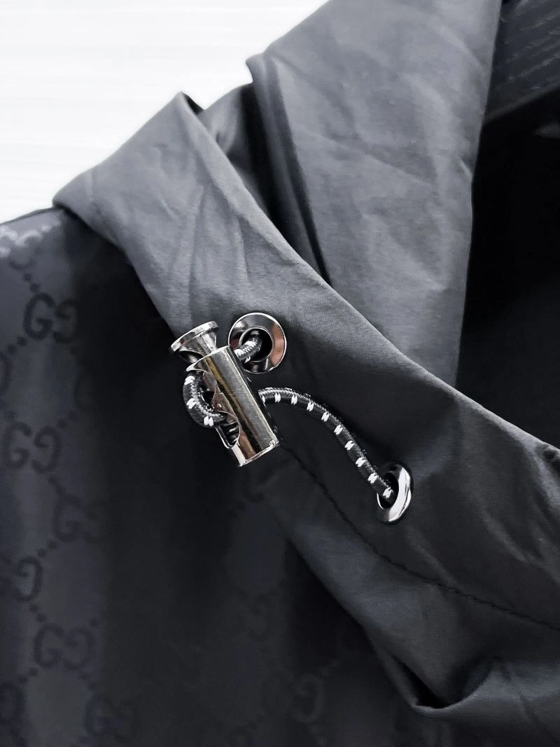 Lightweight Gucci Outwear 126329