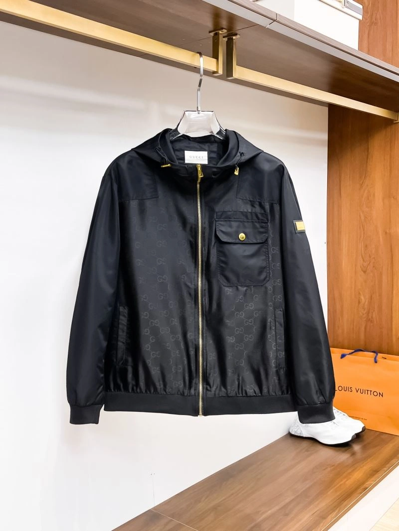 AllSeason Gucci Outwear 126319