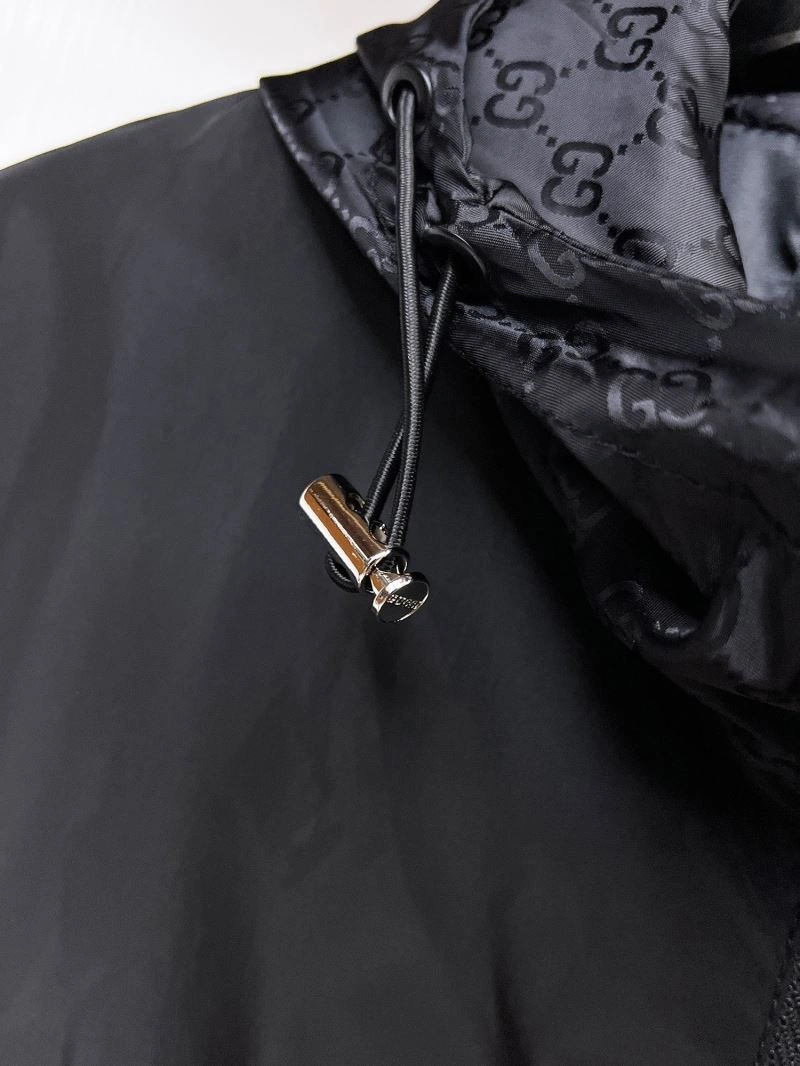 MultiPurpose Gucci Outwear 126302