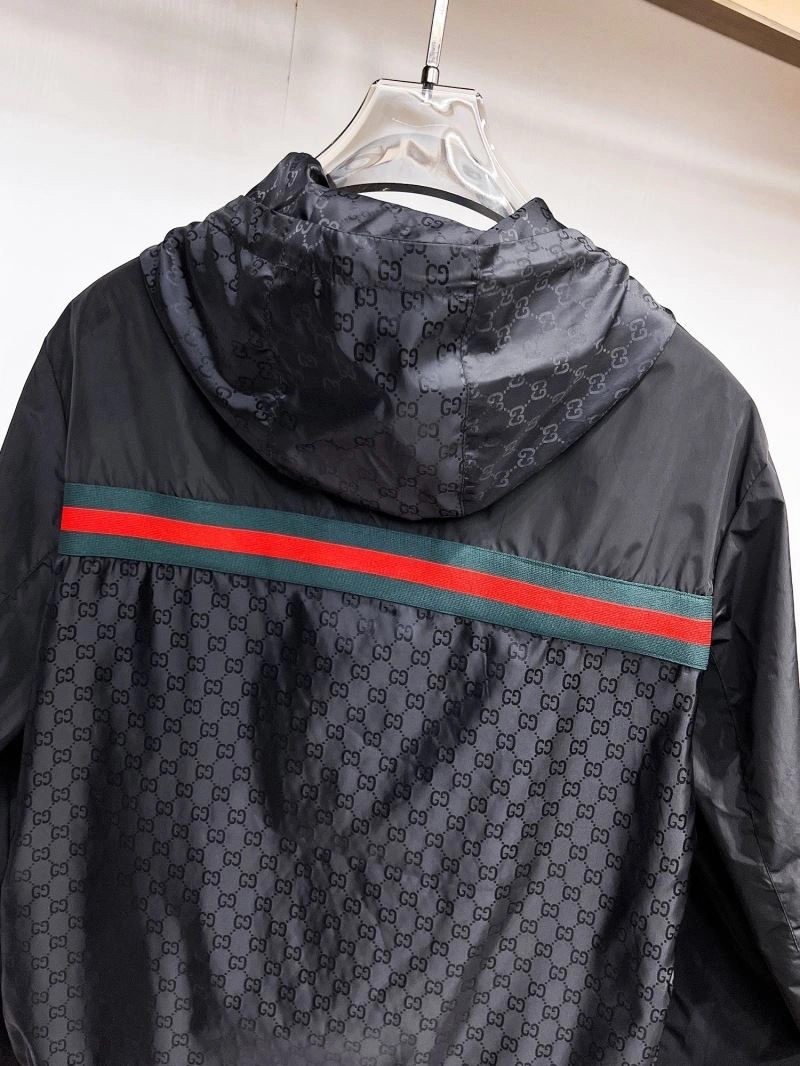 MultiPurpose Gucci Outwear 126302