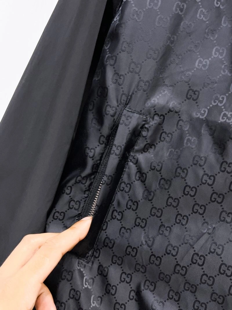 MultiPurpose Gucci Outwear 126302