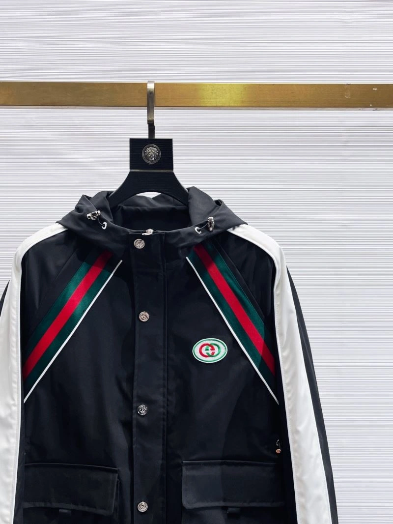 Durable Gucci Outwear 126297