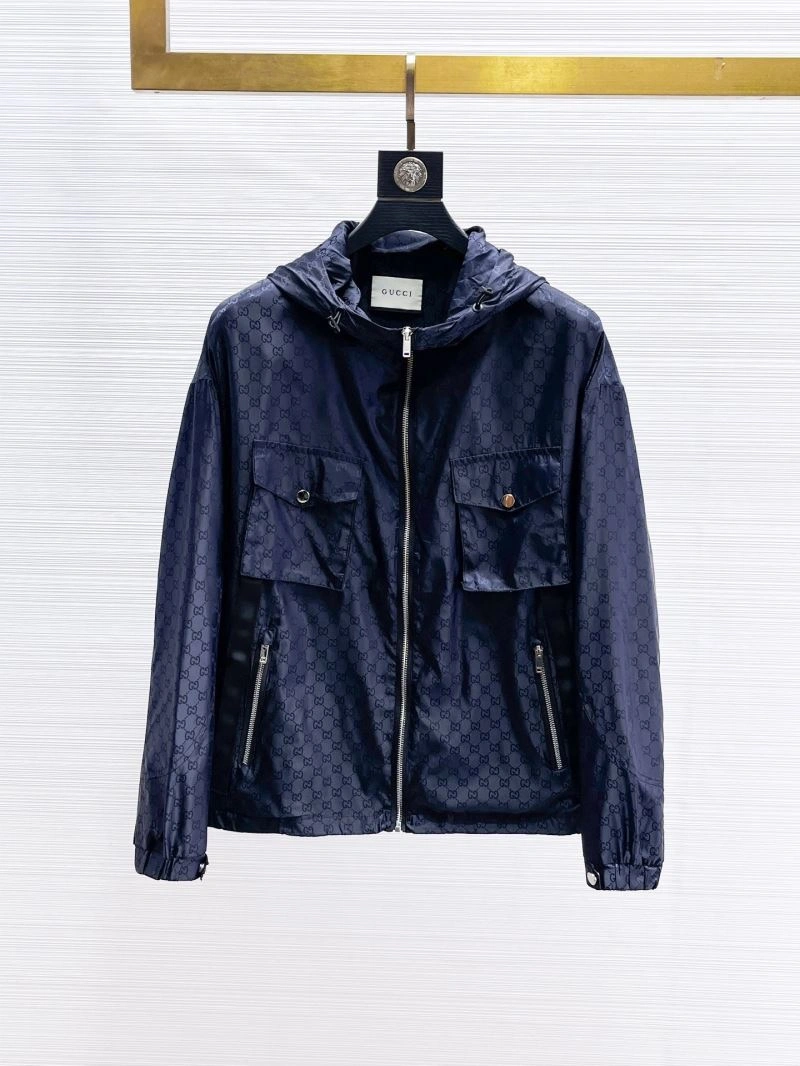 Gucci Outwear Classic 126323