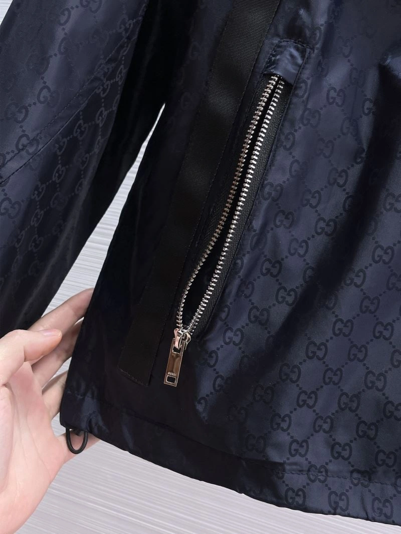 Gucci Outwear Classic 126323