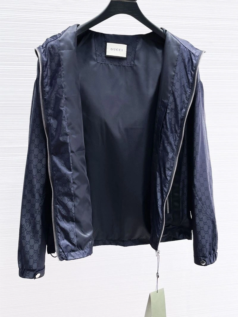 Gucci Outwear Classic 126323