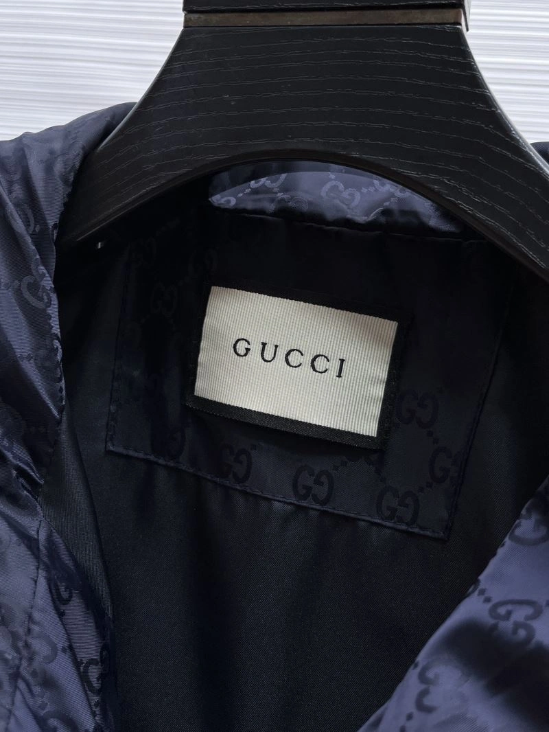 Gucci Outwear Classic 126323
