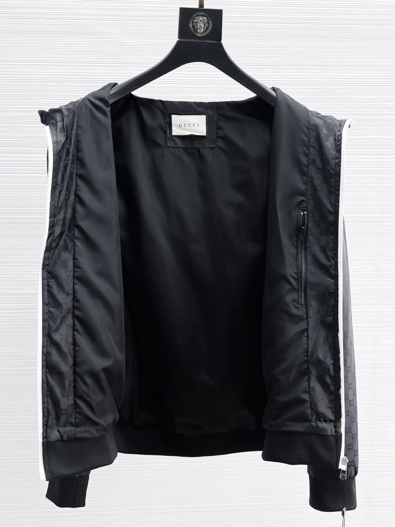 Gucci Outwear Durable 126320