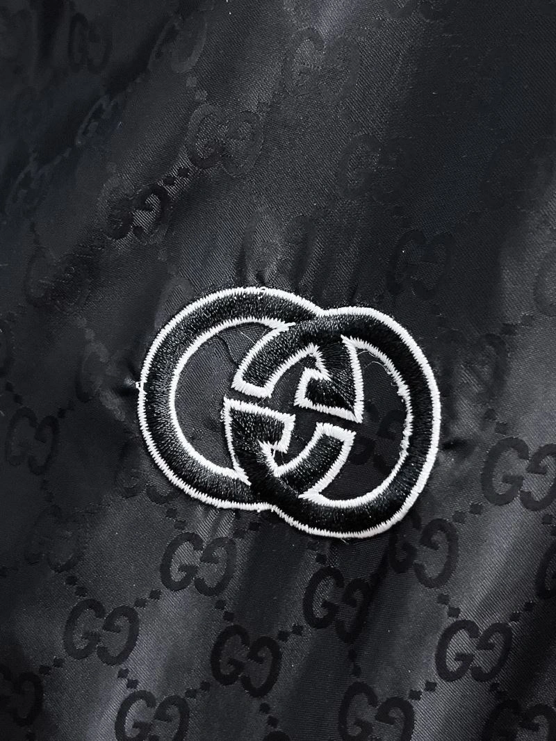 Gucci Outwear Durable 126320