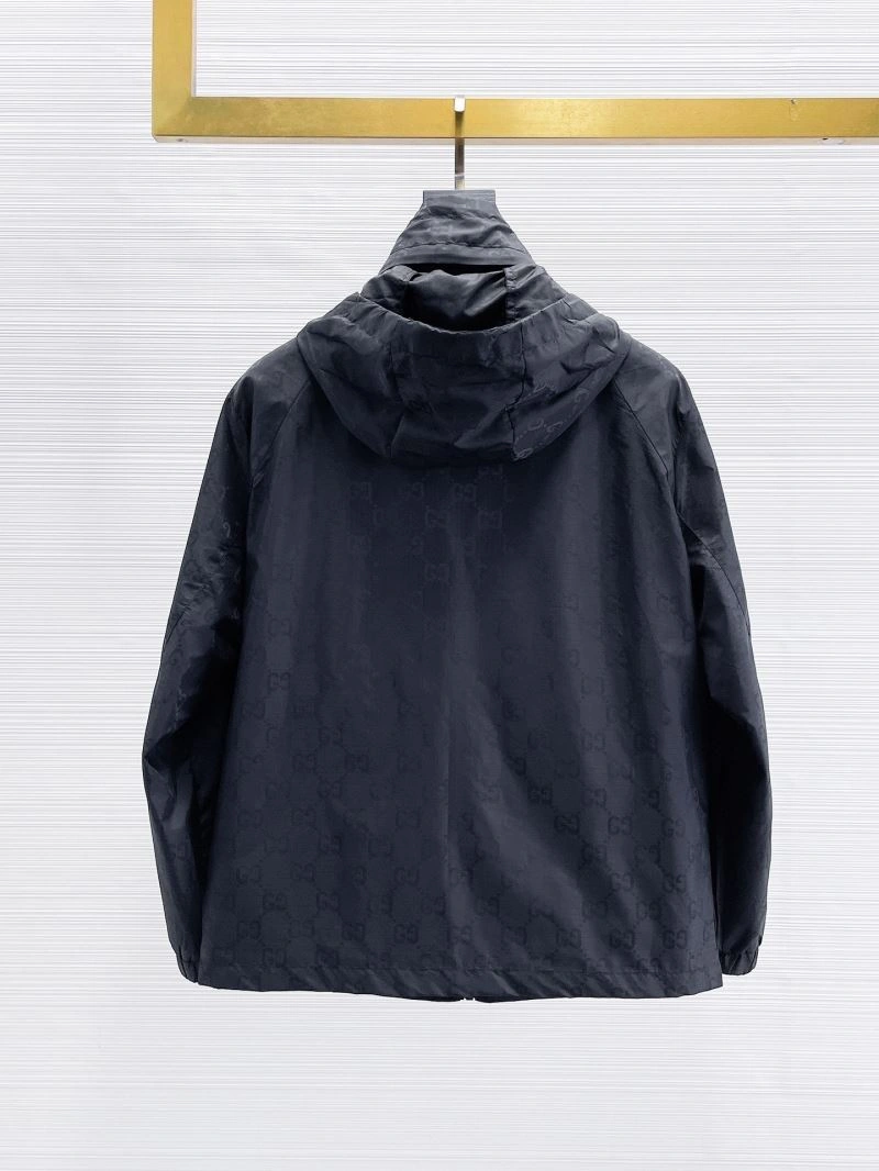 Trendsetting Gucci Outwear 126308