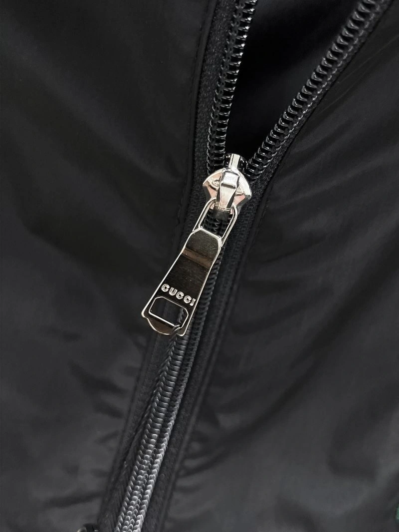 Gucci Outwear ComfortFit 126316