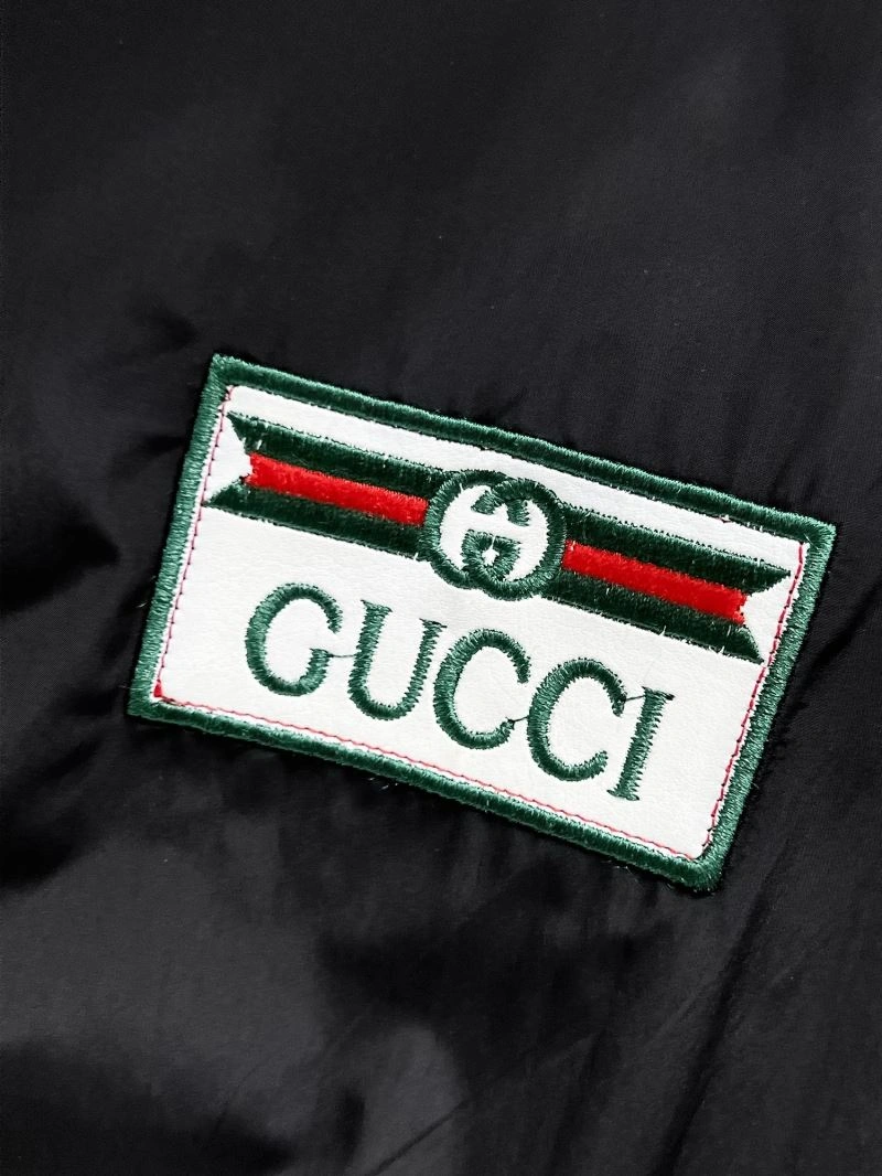 Gucci Outwear ComfortFit 126316