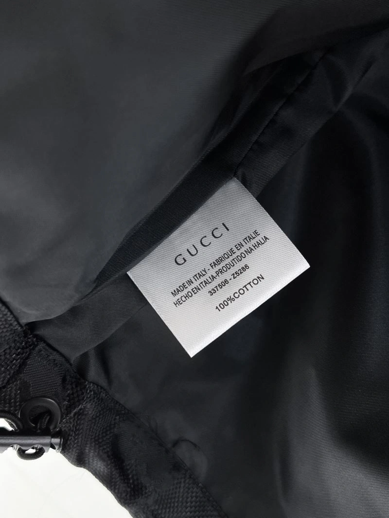 Gucci Outwear Snug 126322