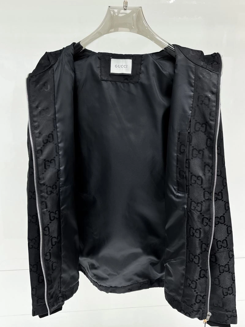 Gucci Outwear Snug 126322