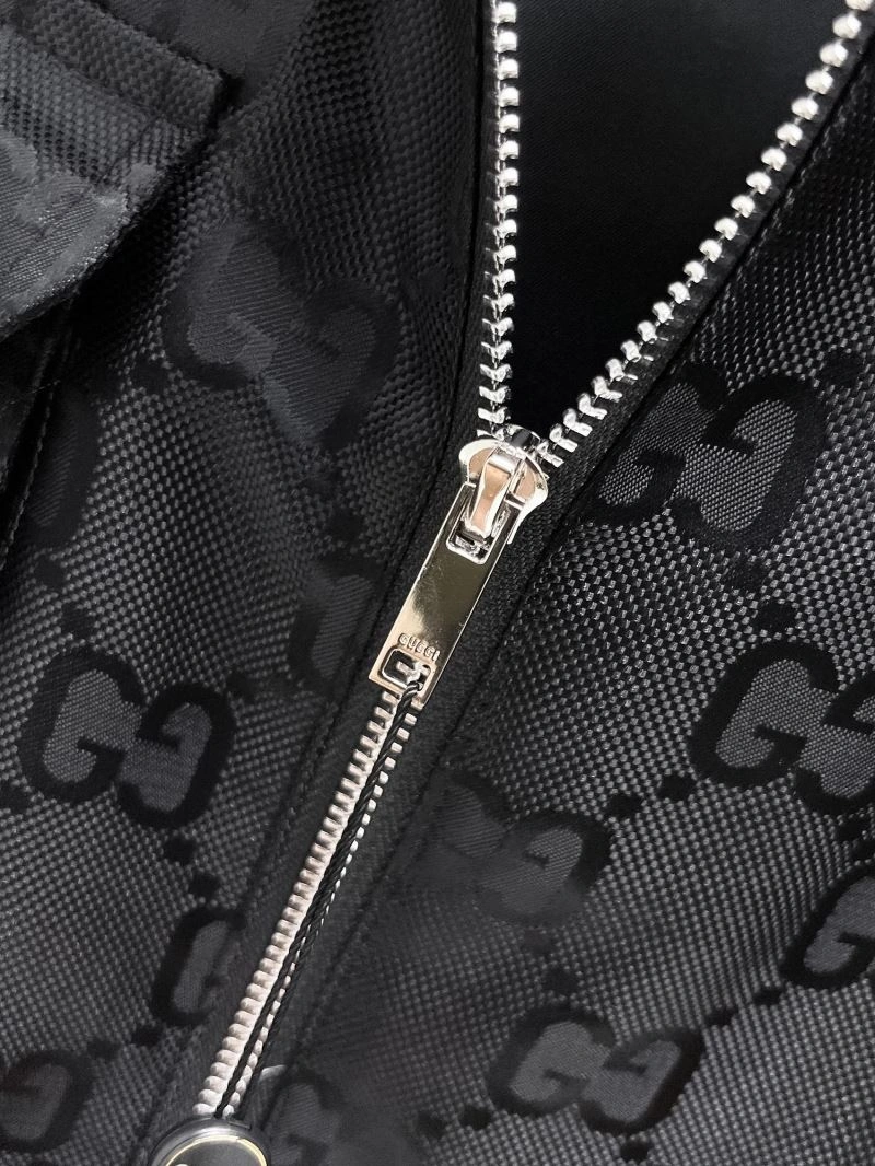 Gucci Outwear Snug 126322