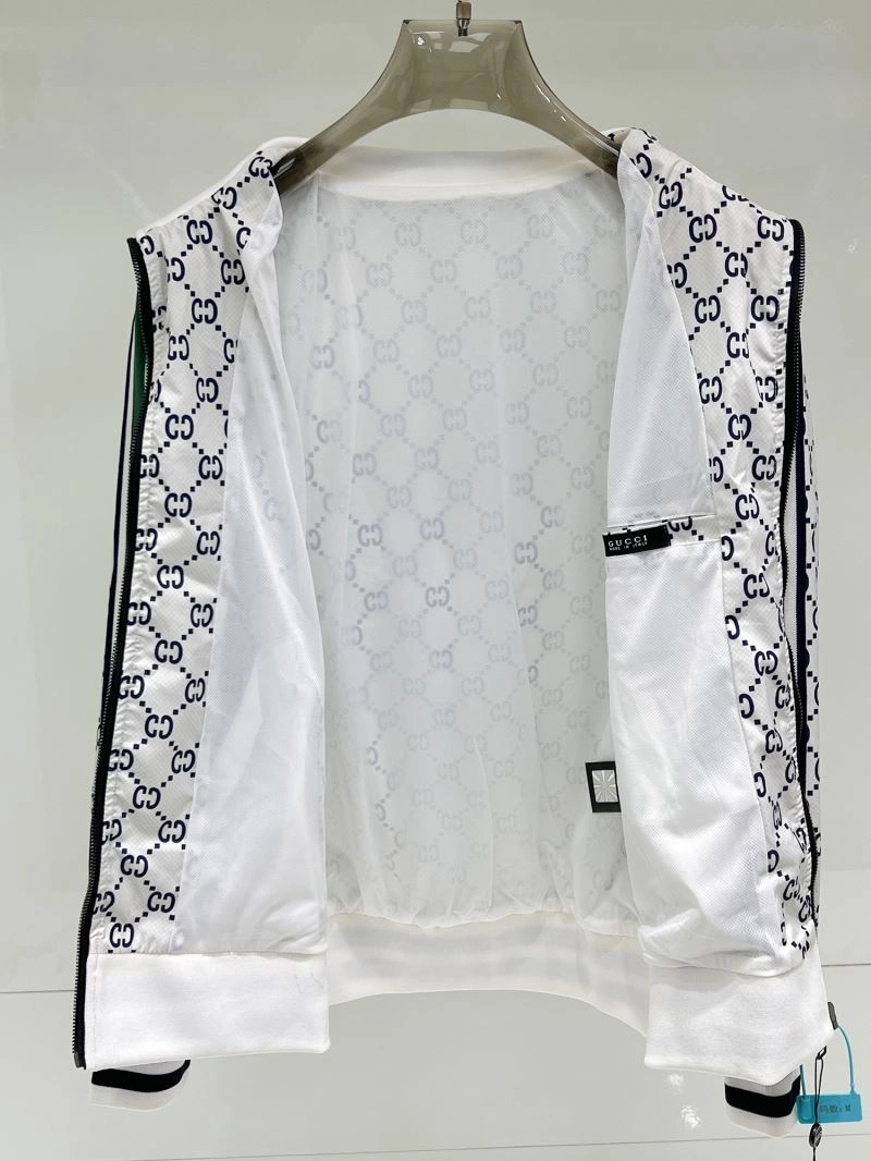 Gucci Outwear Sophisticated 126312