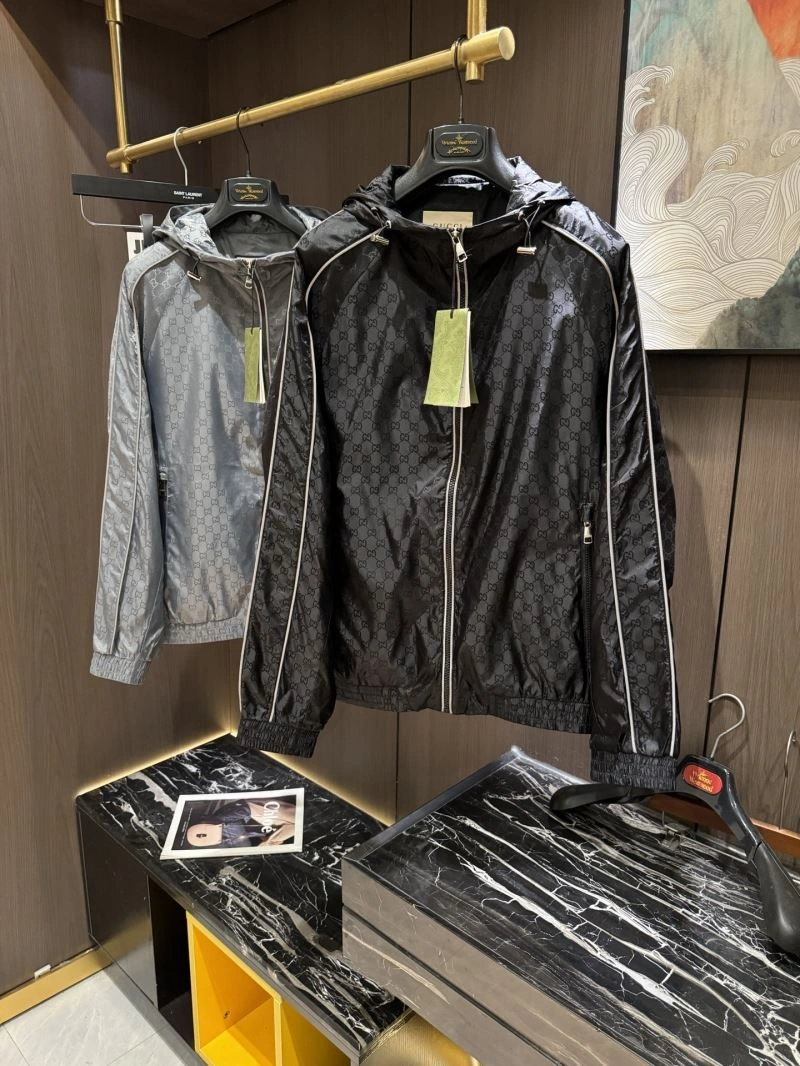 Gucci Outwear Lightweight 126304