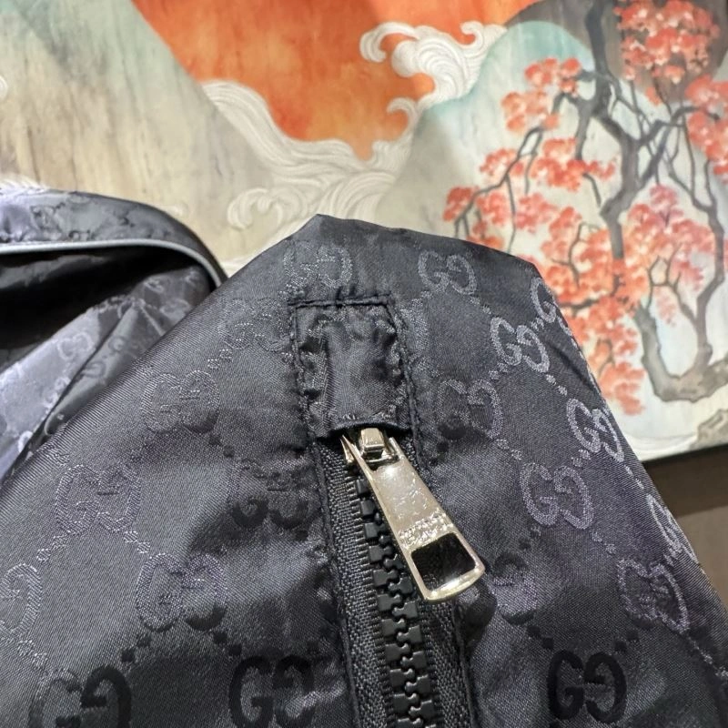 Gucci Outwear Lightweight 126304