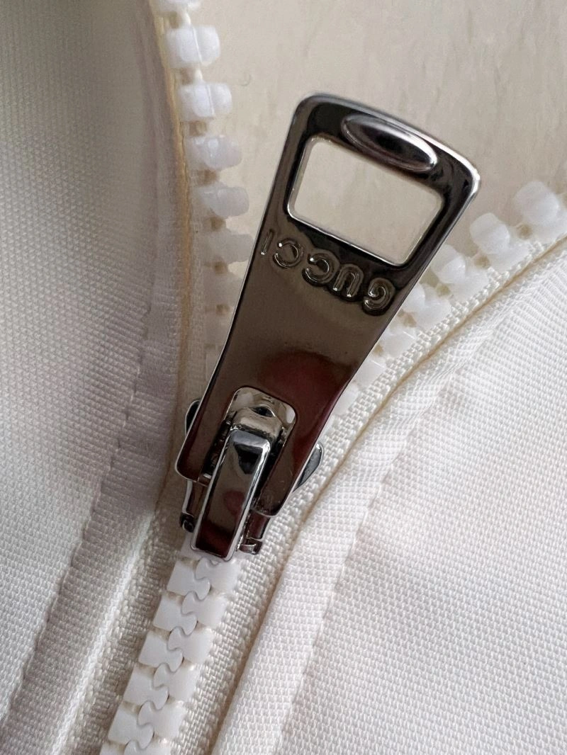TimelessDesign Gucci Outwear 126286