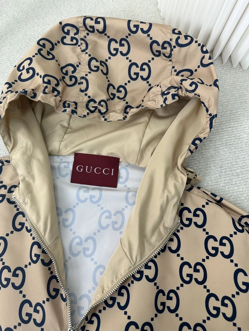 Gucci Outwear Lightweight 125951
