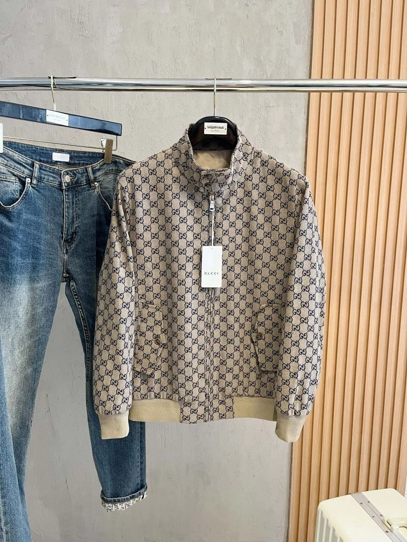 Gucci Outwear FreshLook 125948