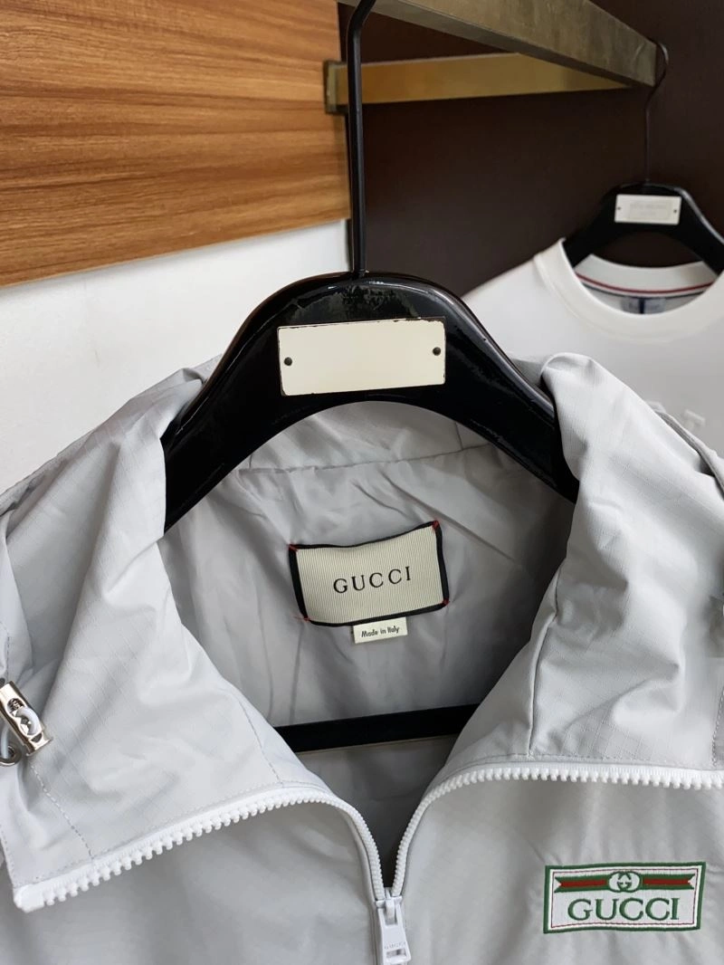 Durable Gucci Outwear 125947