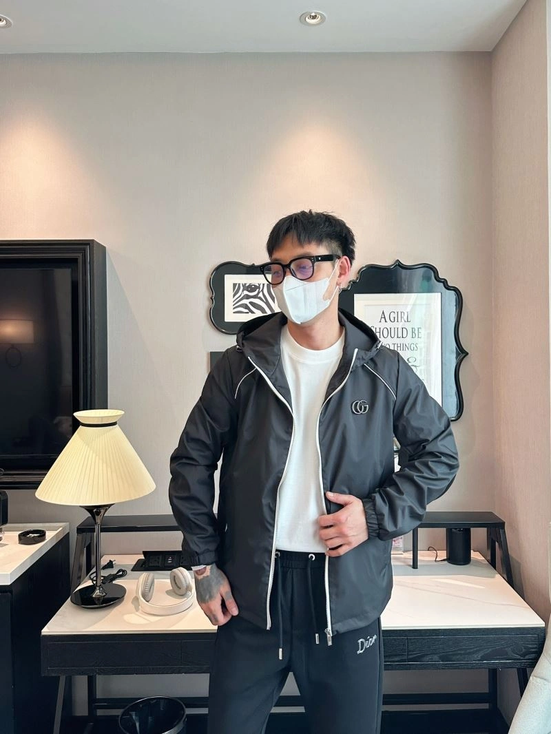 Gucci Outwear Soft 125927