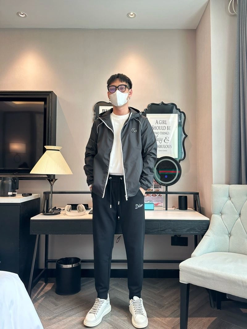 Gucci Outwear Soft 125927