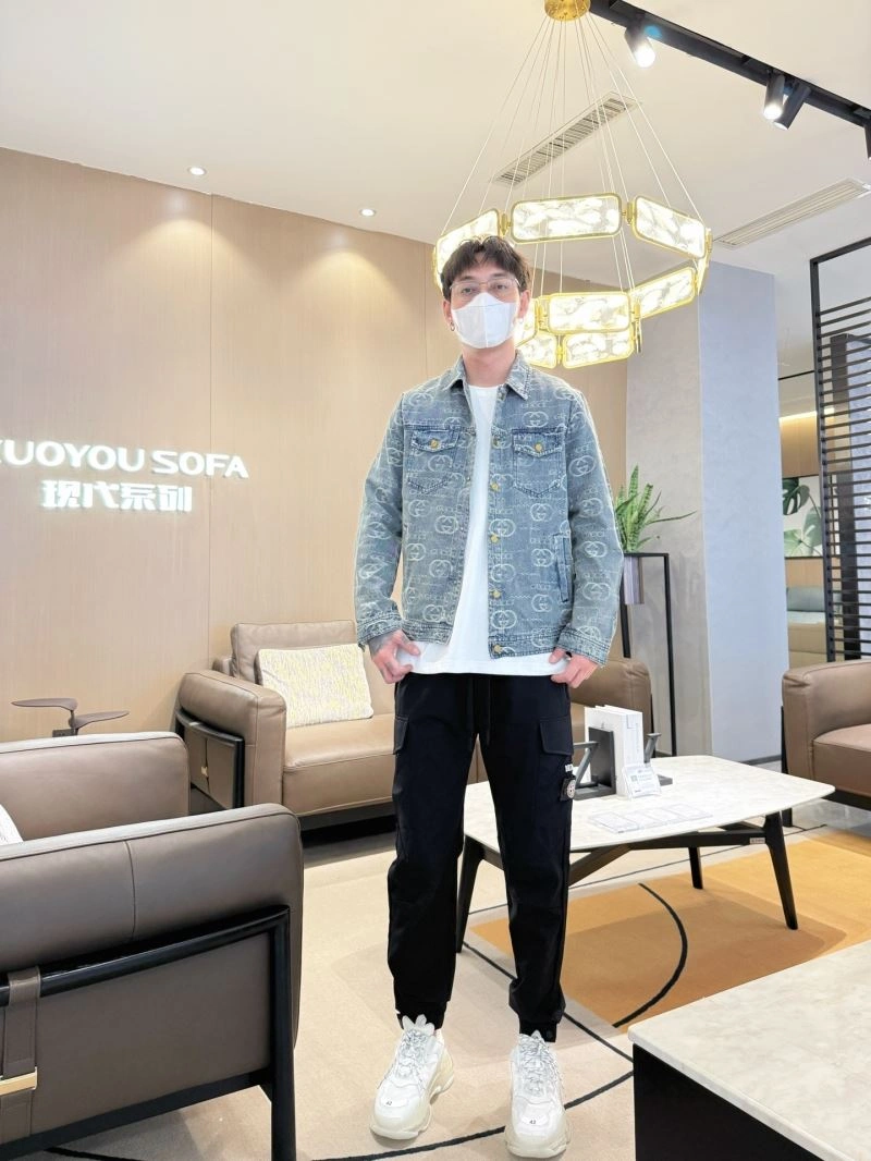 Contemporary Gucci Outwear 125930