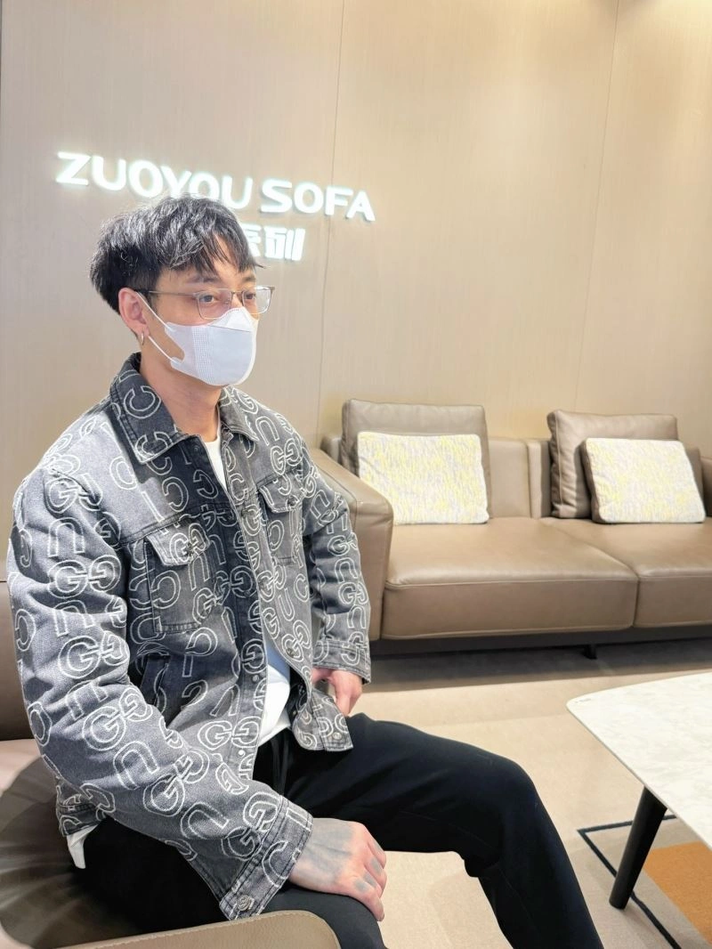 Gucci Outwear Lightweight 125923