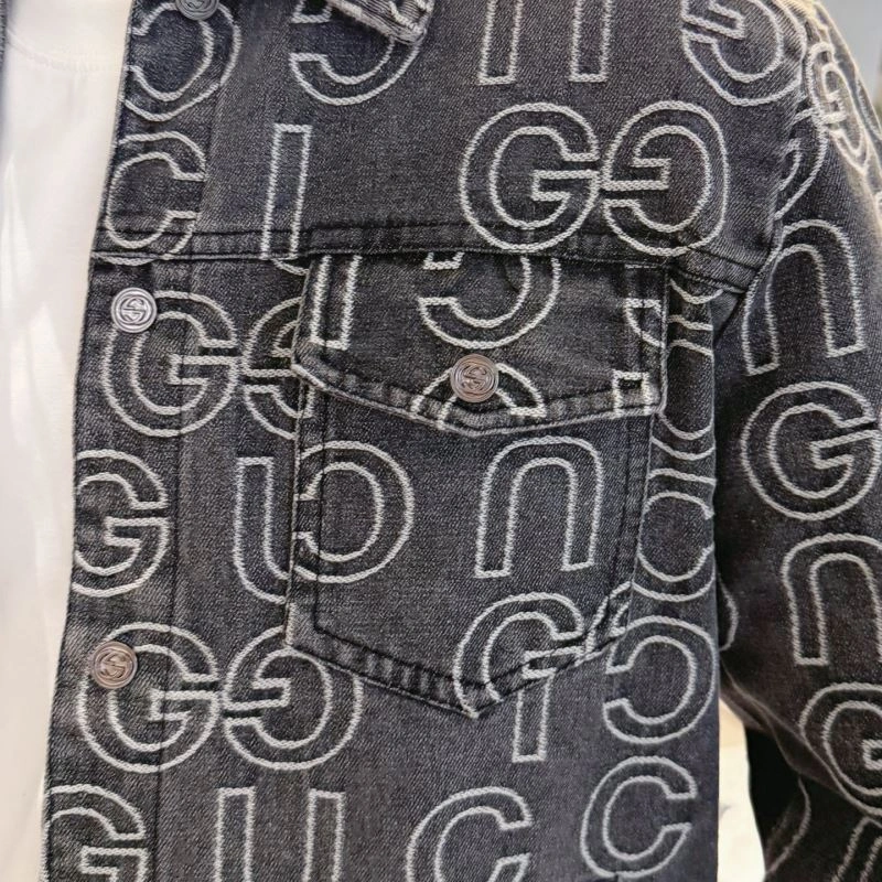 Gucci Outwear Lightweight 125923