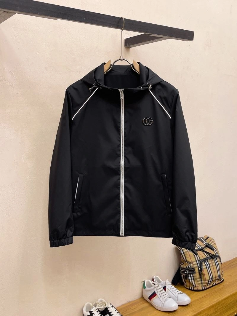 Timeless Gucci Outwear 125942