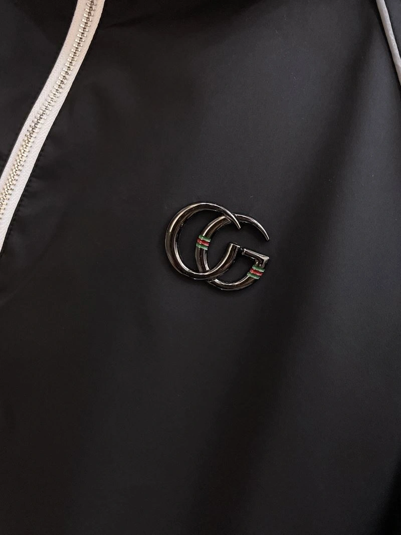 Timeless Gucci Outwear 125942