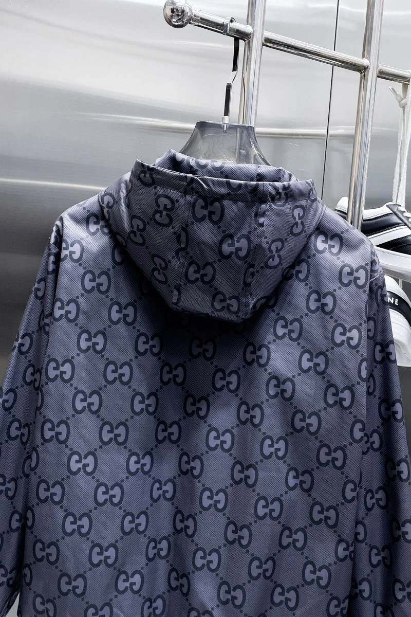 Chic Gucci Outwear 125926