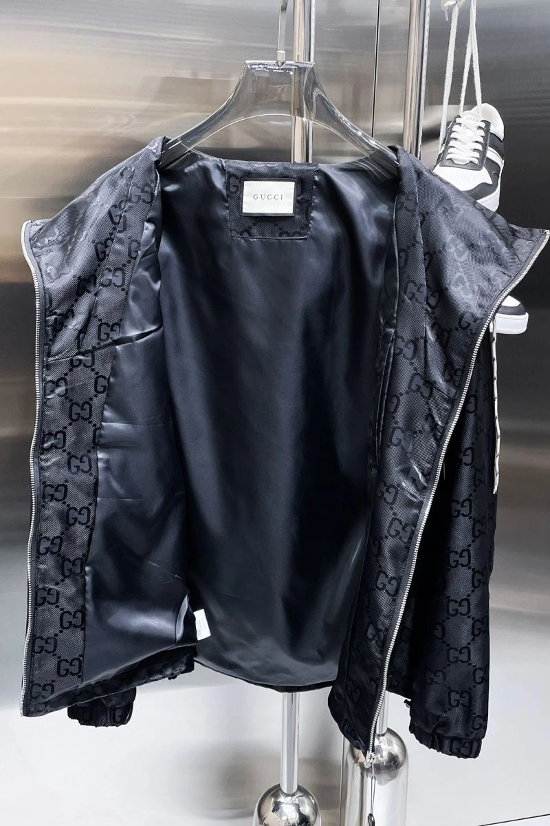 Sophisticated Gucci Outwear 125912