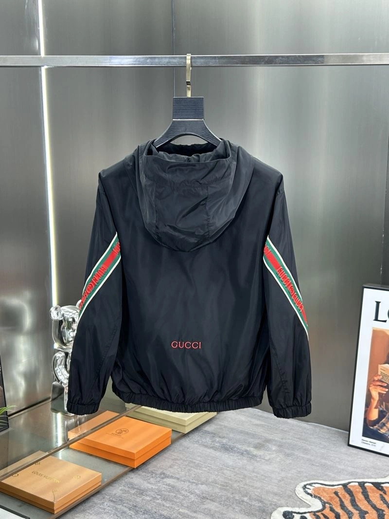 Gucci Outwear Elegant 125909