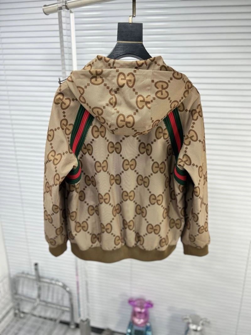 ModernLook Gucci Outwear 125888