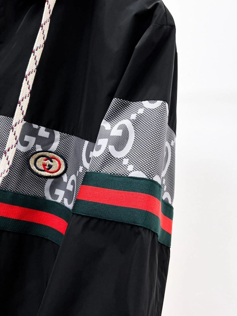 Stylish Gucci Outwear 125899