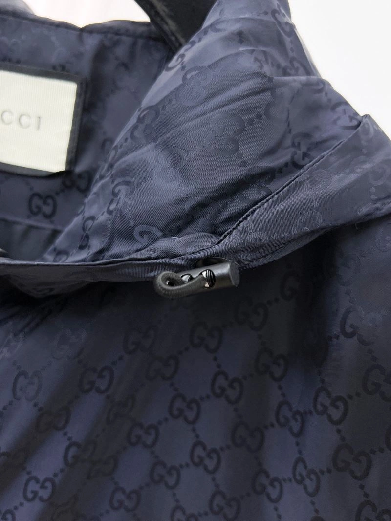ComfortFit Gucci Outwear 125880