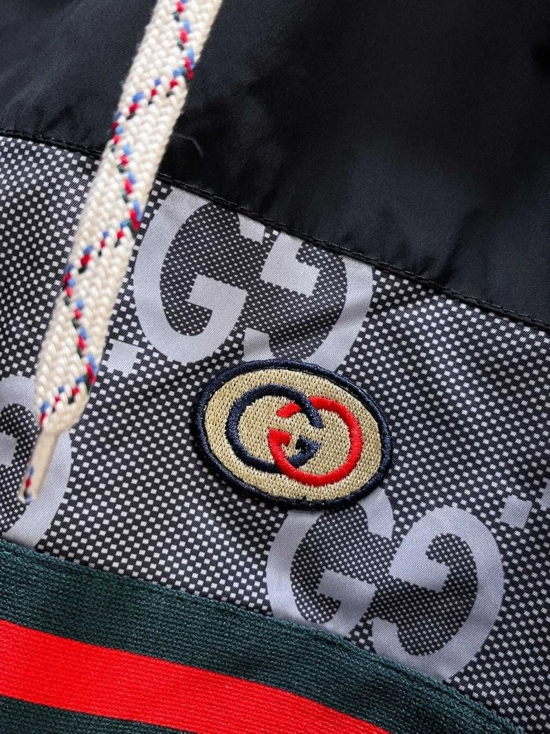 Timeless Gucci Outwear 125892