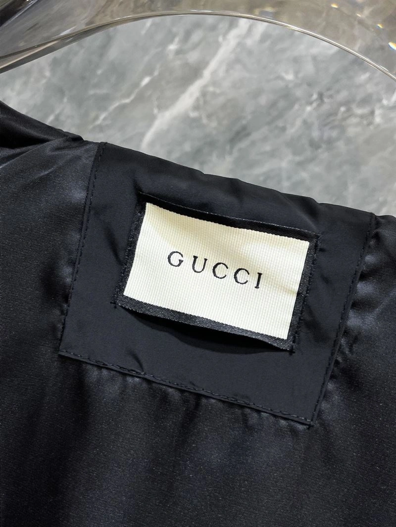 Timeless Gucci Outwear 125892