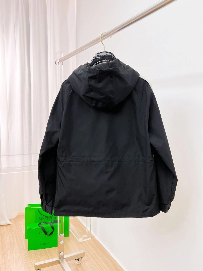 Packable Gucci Outwear 125881